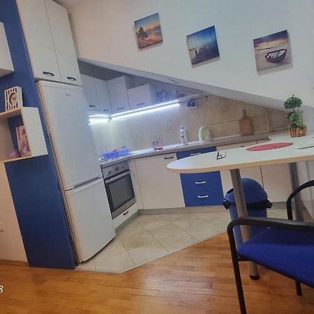 Апартаменты Veki'S House Скопье Экстерьер фото