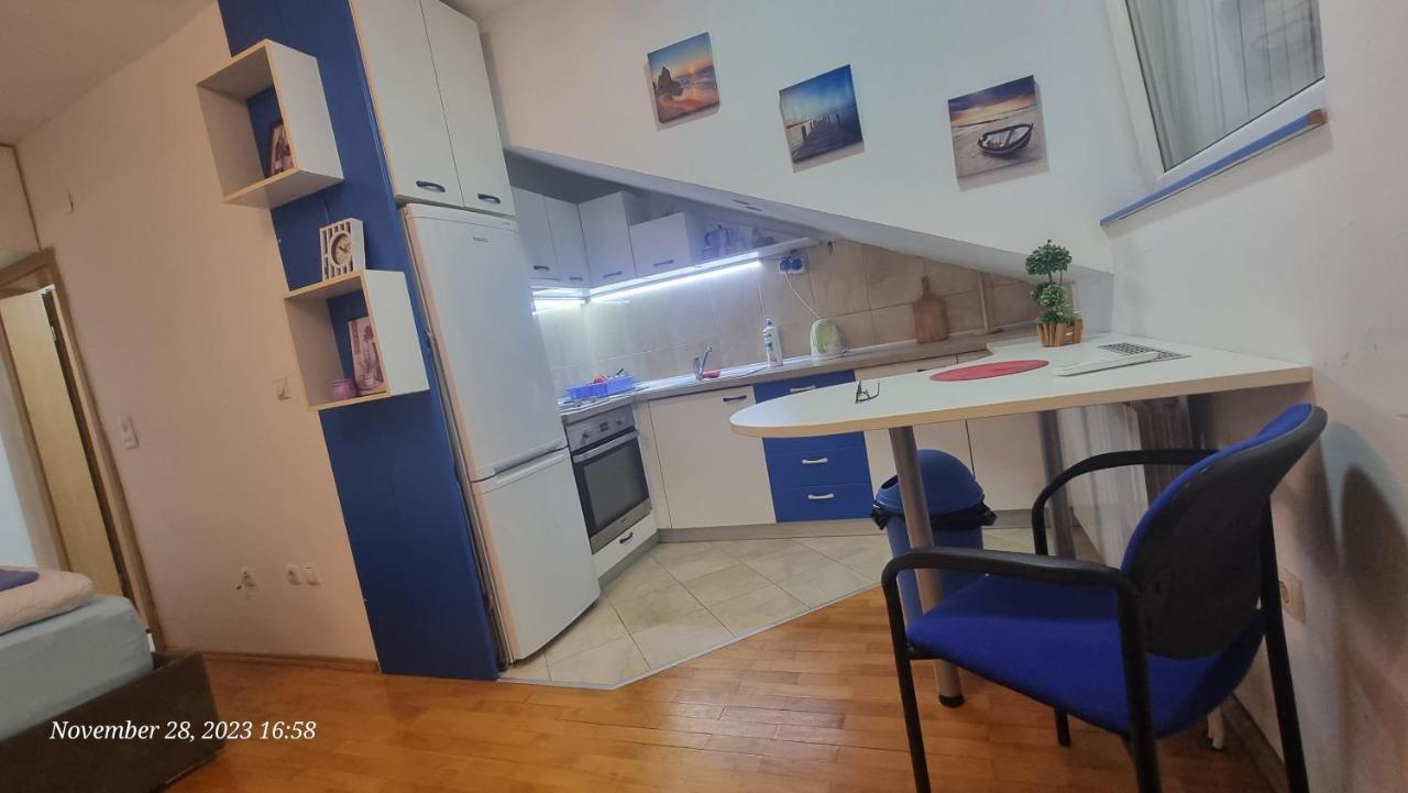 Апартаменты Veki'S House Скопье Экстерьер фото